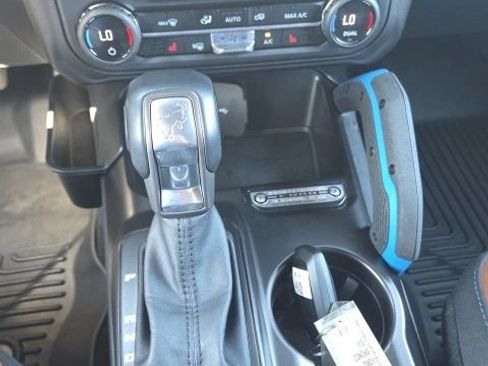 Used 2023 Ford Bronco Outer Banks image 10