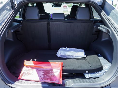 New 2026 Toyota C-HR AWD/4WD image 14