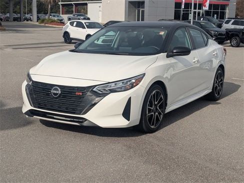 Used 2024 Nissan Sentra SR image 7