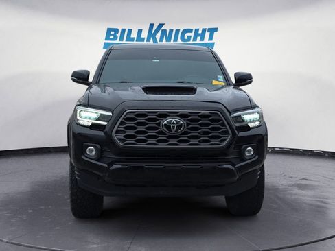 Used 2021 Toyota Tacoma TRD Sport w/ TRD Premium Sport Package image 8