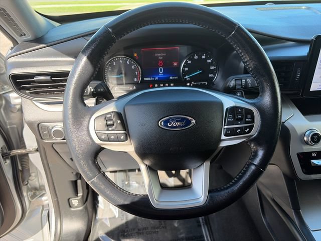 Used 2021 Ford Explorer XLT w/ Class III Trailer Tow Package AWD/4WD image 29