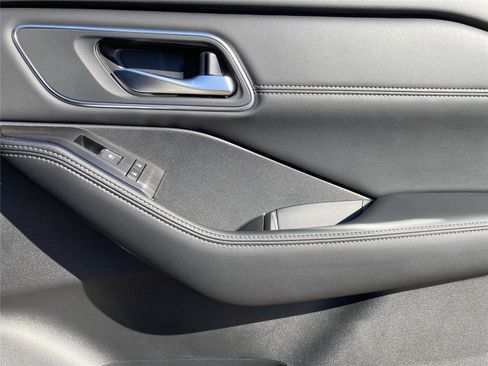 New 2026 Nissan Rogue Platinum w/ Platinum Premium Package image 33