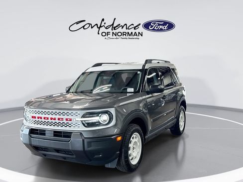 Used 2025 Ford Bronco Sport Heritage AWD/4WD image 3