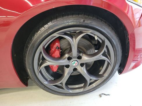 Used 2018 Alfa Romeo Giulia Ti Sport w/ Quick Order Package 22S Sport image 12