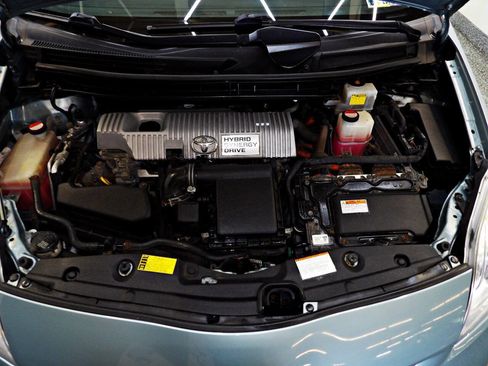 Used 2015 Toyota Prius Two FWD image 22