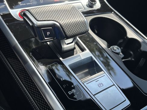 Used 2023 Audi SQ7 Premium Plus AWD/4WD image 30