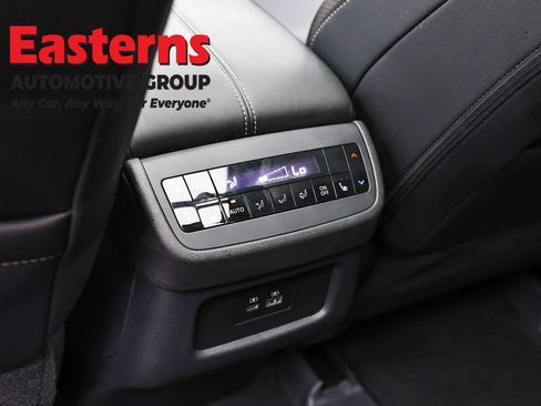 Used 2025 Nissan Pathfinder SL w/ SL Premium Package AWD/4WD image 23