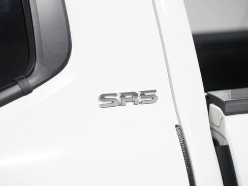 Used 2024 Toyota Tacoma SR5 image 12