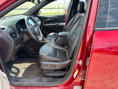 Used 2022 Chevrolet Equinox RS w/ RS Leather Package AWD/4WD image 8