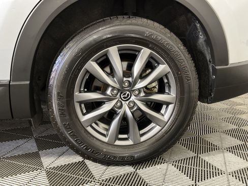 Used 2023 MAZDA CX-9 Touring image 12