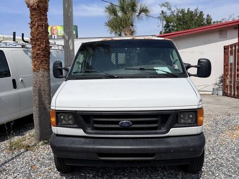 Used 2007 Ford E-250 and Econoline 250 RWD image 1