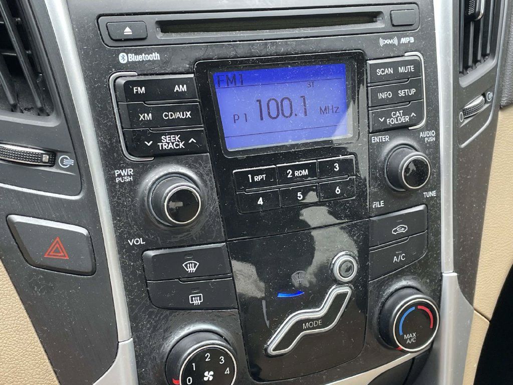 Used 2011 Hyundai Sonata GLS w/ Popular Equipment Pkg 2 FWD image 23