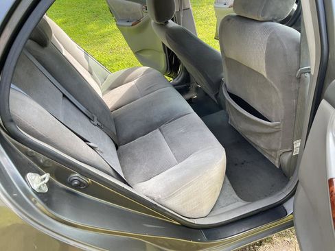 Used 2006 Toyota Corolla LE image 23