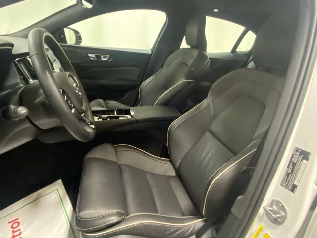 Used 2025 Volvo S60 T8 Ultra AWD/4WD image 11