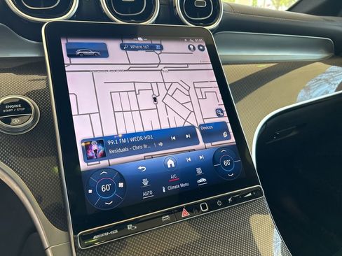 Used 2024 Mercedes-Benz GLC 43 AMG 4MATIC image 7