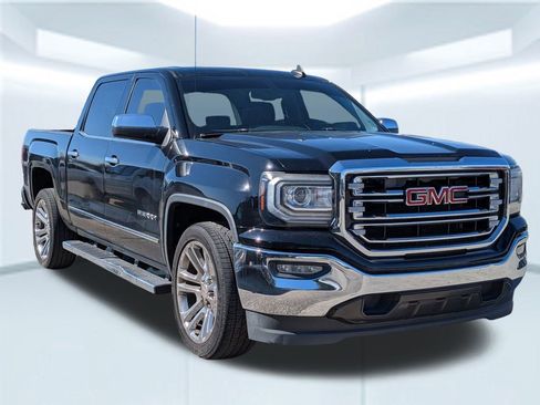 Used 2017 GMC Sierra 1500 SLT w/ SLT Premium Package image 4