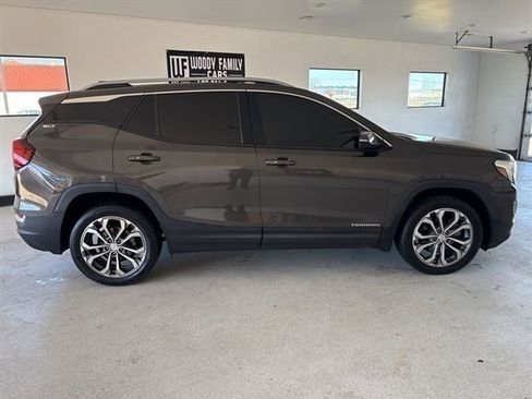 Used 2020 GMC Terrain SLT w/ Preferred Package AWD/4WD image 25