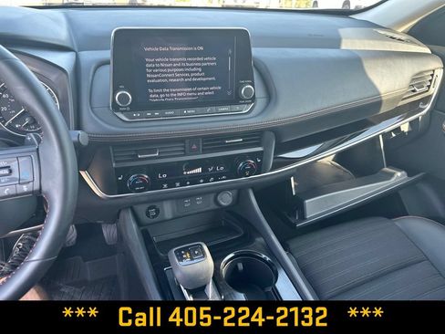 Used 2025 Nissan Rogue SV AWD/4WD image 18