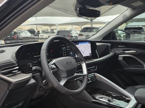 New 2025 Audi Q5 Premium Plus image 9