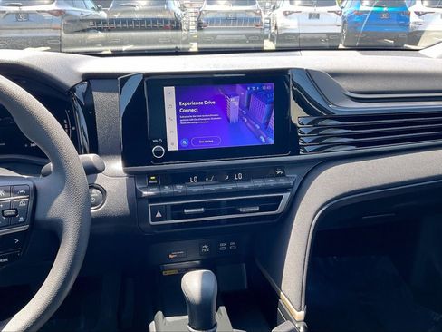 Used 2025 Toyota Camry LE FWD image 6
