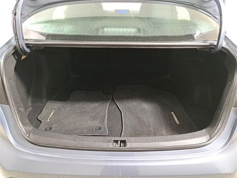 Used 2023 Toyota Corolla SE image 10
