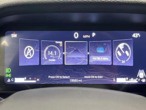 Used 2024 Jeep Grand Cherokee Limited image 16