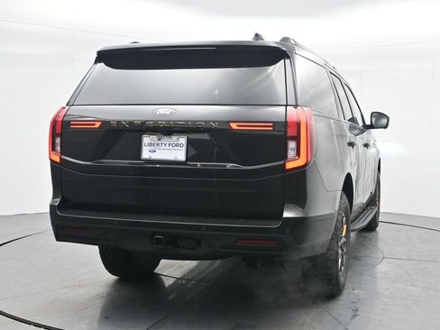 New 2026 Ford Expedition Tremor image 8