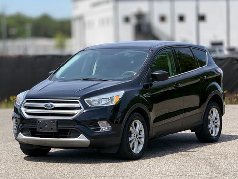 Used 2017 Ford Escape SE AWD/4WD image 6