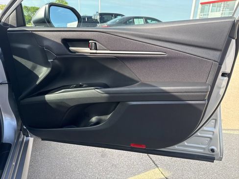 Certified 2025 Toyota Camry LE AWD/4WD image 21