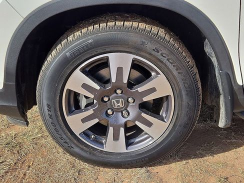 Used 2019 Honda Ridgeline RTL-T image 10