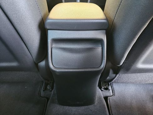 Used 2018 Hyundai Elantra SEL FWD image 62