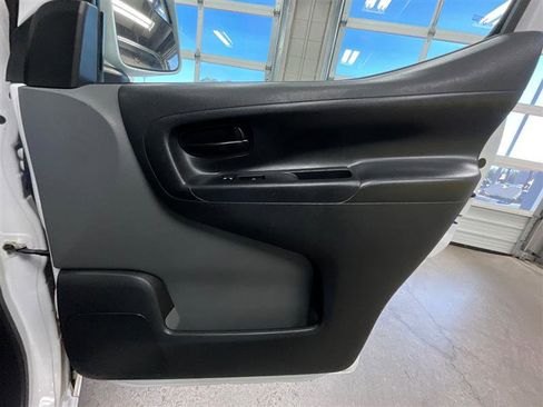 Used 2021 Nissan NV200 SV w/ Back Door Glass Package image 23