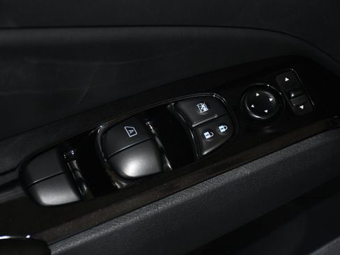 Used 2023 Nissan Altima 2.5 SV image 10