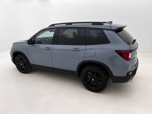 Used 2025 Honda Passport Black Edition image 10