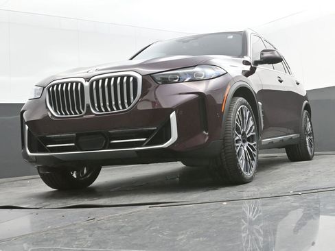 Certified 2024 BMW X5 sDrive40i w/ Premium Package image 36