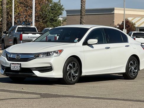 Used 2016 Honda Accord LX image 10