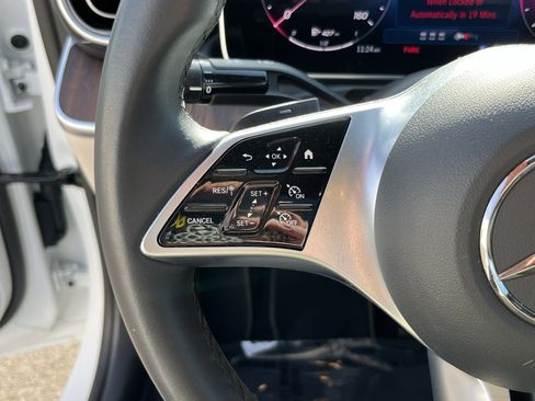 Used 2025 Mercedes-Benz C 300 4MATIC Sedan image 21