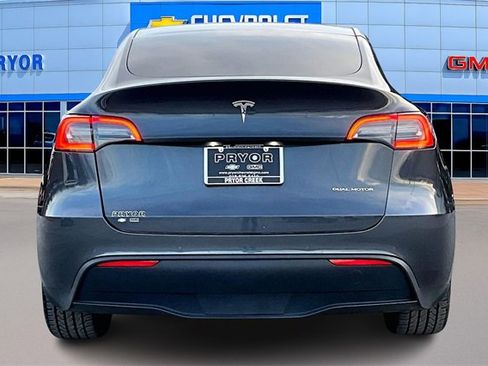 Used 2021 Tesla Model Y Long Range image 6