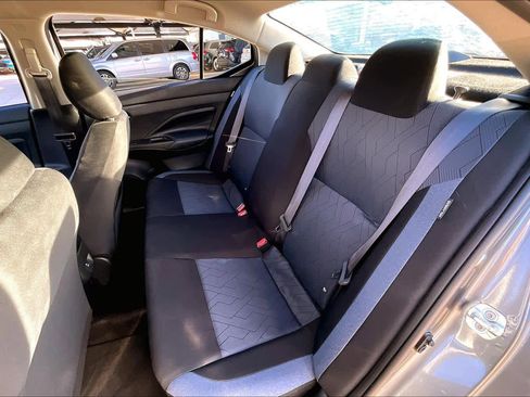 Used 2025 Nissan Versa SV image 20