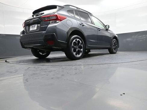 Used 2021 Subaru Crosstrek 2.0i Premium w/ Moonroof Package image 30