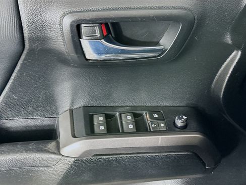 Used 2021 Toyota Tacoma TRD Sport w/ TRD Premium Sport Package image 15