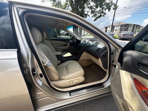 Used 2012 Lexus ES 350 w/ Preferred Accessory Pkg image 28