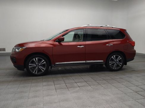 Used 2019 Nissan Pathfinder Platinum FWD image 2