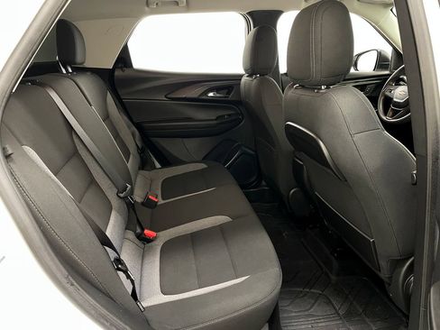 Used 2024 Chevrolet TrailBlazer LS w/ LS Convenience Package FWD image 40