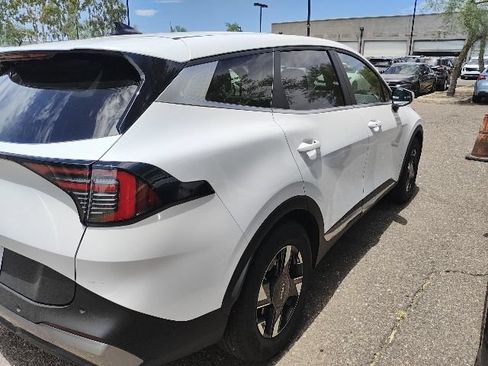 Certified 2026 Kia Sportage LX FWD image 22
