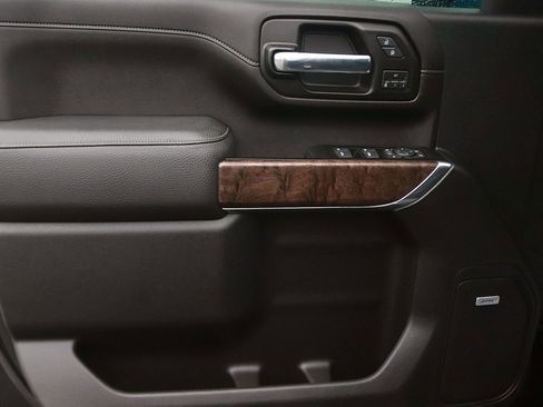 Used 2020 GMC Sierra 2500 Denali w/ Denali Ultimate Package image 13