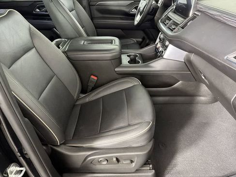 Used 2023 GMC Yukon SLT image 18