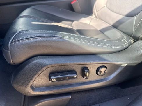 Used 2024 Honda Pilot Touring image 17