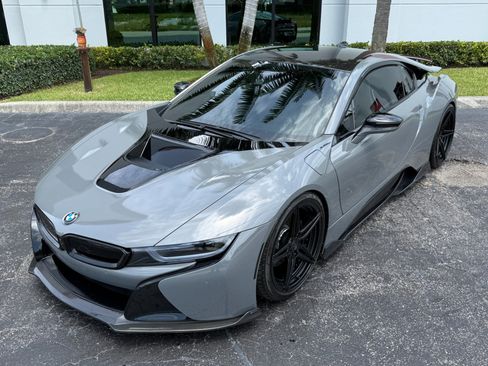 Used 2015 BMW i8 AWD/4WD image 9