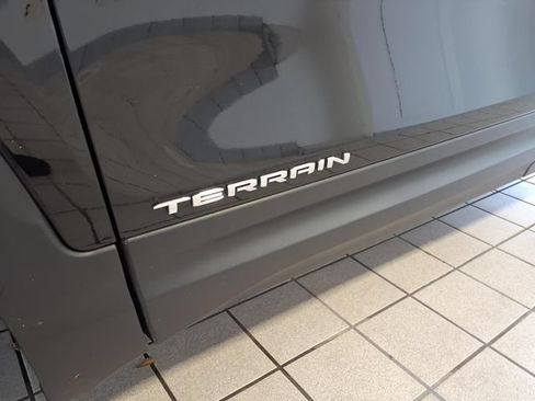Used 2022 GMC Terrain SLT AWD/4WD image 6